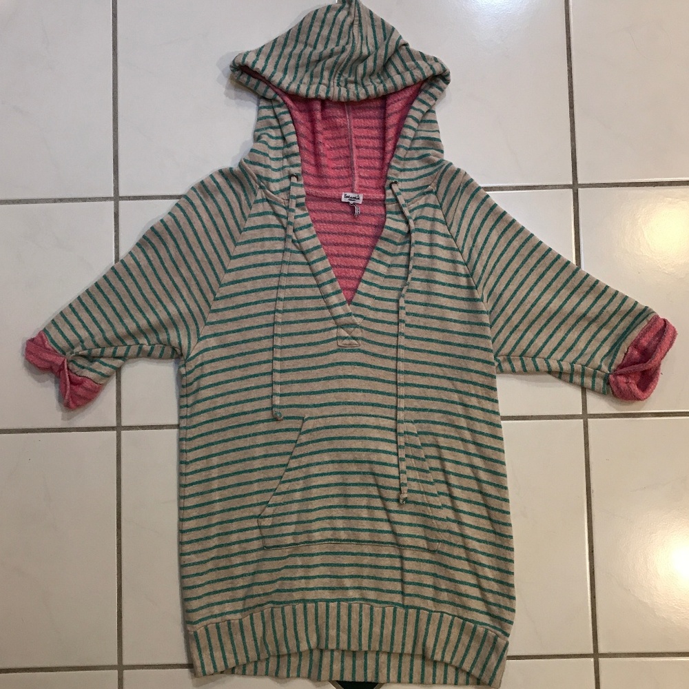 Sweatshirt cover-up